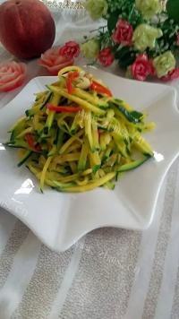 家常菜炒嫩南瓜丝
