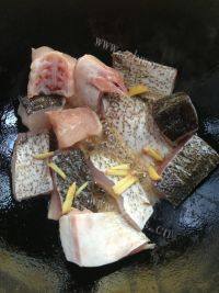 家常菜红烧鱼块做法图解2)