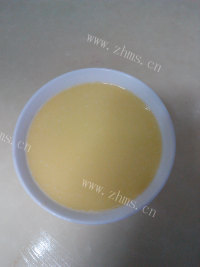 美味佳肴般的虾仁鸡蛋羹做法图解3)
