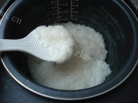 爽口的椰蓉豆沙凉糕做法图解3)
