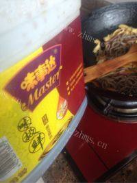 美味的香炒培根荞麦面做法图解14)
