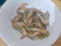 家常菜虾子焖茭白做法图解3)