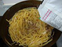 香气逼人的家常土豆丝做法图解8)