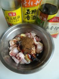美味的黄焖鸡米饭做法图解2)