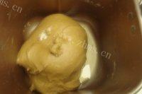 很有食欲的红糖面包做法图解12)