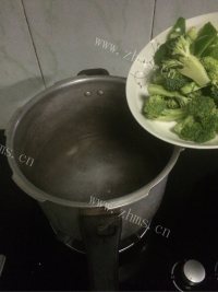 家常菜咖喱牛腩做法图解7)