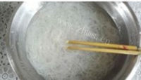 美味的丝瓜蒸粉丝做法图解1)