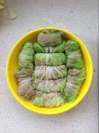 家常菜白菜肉卷做法图解9)