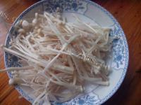 美味的香辣鸡翅根做法图解8)