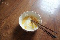 自己做的葡萄干黄油饼干做法图解6)