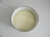 不错的椰香奶黄馅冰皮月饼做法图解2)