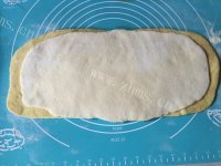 美味的南瓜蝴蝶卷做法图解10)