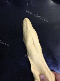 自制的南瓜吐司做法图解2)