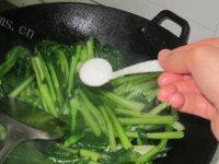 「美味可口」蒜蓉菜心做法图解4)
