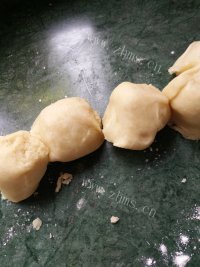美味的鲜肉月饼做法图解8)