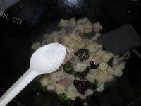 质嫩的花菜炒肉片
