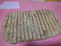 自制芝麻面包棒做法图解8)
