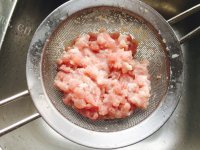 韭菜猪肉煎饼做法图解7)