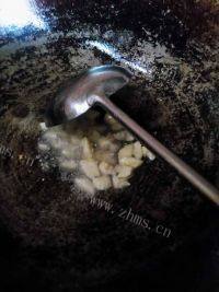 美味的糖醋里脊做法图解6)