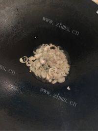 家常柠檬白云凤爪做法图解4)