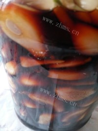 易做的腊八蒜做法图解3)