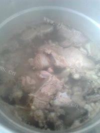 营养味美的羊肉汤做法图解3)