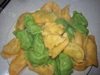 自己做的彩色水饺