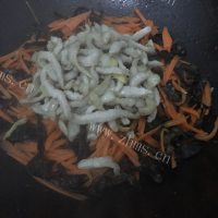 好吃的云耳胡萝卜肉丝做法图解5)