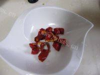 满口清香的莴笋炒腊肉做法图解1)