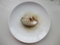 好吃的柠檬蒸鱼做法图解3)