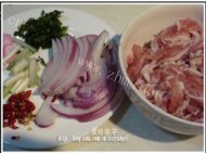 美味的葱爆孜然羊肉做法图解1)