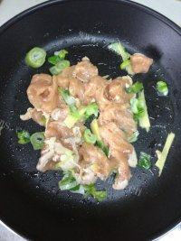 彩椒鸡片做法图解5)