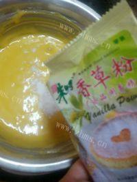 自制蔓越莓蛋糕卷做法图解8)