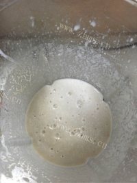 美味的奶油蘑菇浓汤做法图解5)