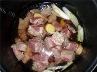 外婆教我做土豆炖牛肉做法图解5)
