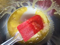 自制抹茶奶油蛋糕做法图解3)
