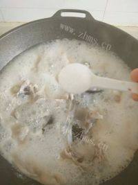 「自制」丑鱼豆腐汤做法图解18)