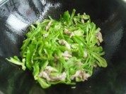 家常辣椒炒肉丝做法图解6)