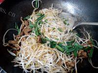 家常菜肉丝炒豆芽做法图解4)