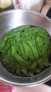 懒人版清炒荷兰豆做法图解3)
