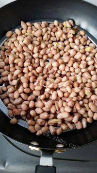 下酒菜烤五香花生米做法图解4)