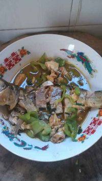 家常菜红烧鲢鱼