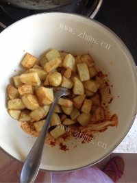 美味的酱拌洋芋做法图解11)