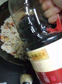自己做的腊肠鸡蛋炒饭
