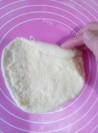 美味的中种椰蓉老面包做法图解9)