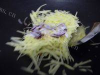 家常菜孜然土豆丝做法图解8)