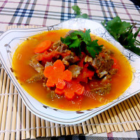 美味的牛腩炖西红柿