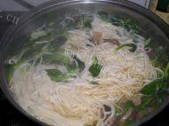 自己做的青菜牛肉面