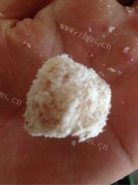 自制炸鸡米花做法图解4)