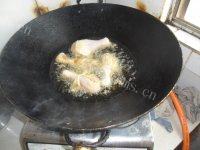 美味的香酥鸡腿做法图解3)